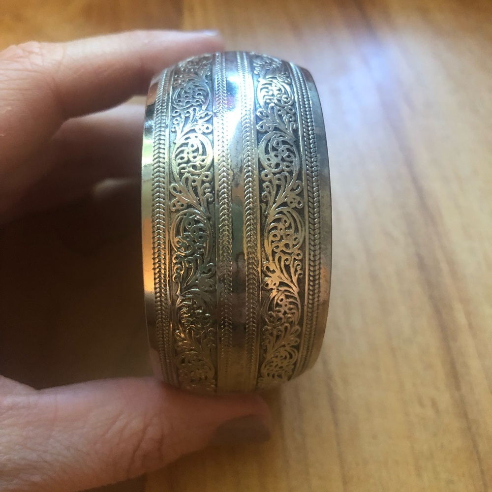 Silver cuff bangle - Picture 2 of 2